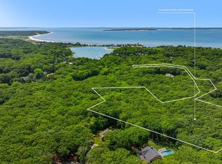 43 Lohan Ct, Southampton, NY 11968