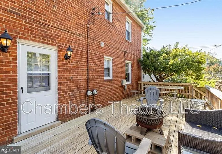 530 N Nelson St #1 — Photo 30
