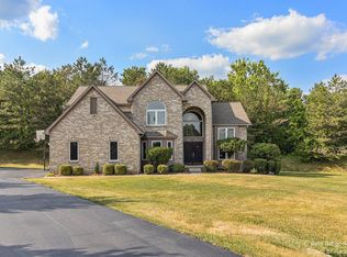 3747 Rolling Ridge Ct, Ann Arbor, MI 48105