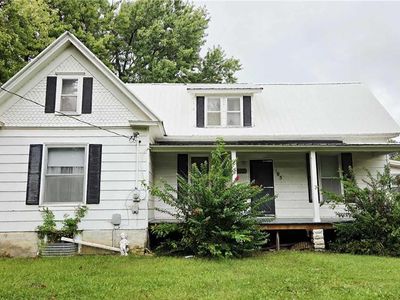 105 E 4th St, Pleasanton, KS, 66075