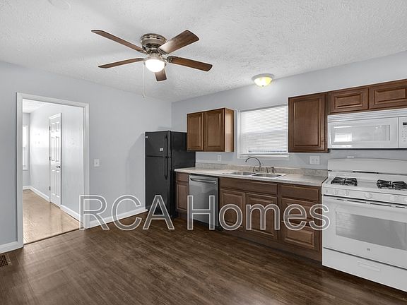 4th image of 1461 S Meridian St #A