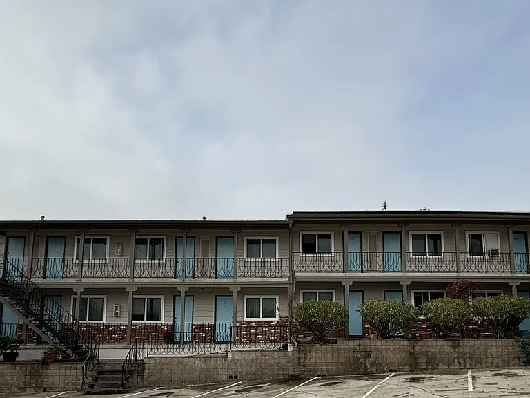 2810 Union — Photo 12