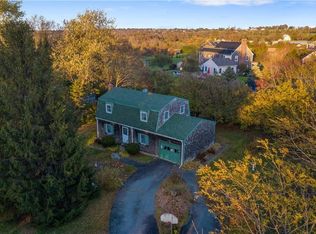 43 Bancroft Dr, Portsmouth, RI 02871