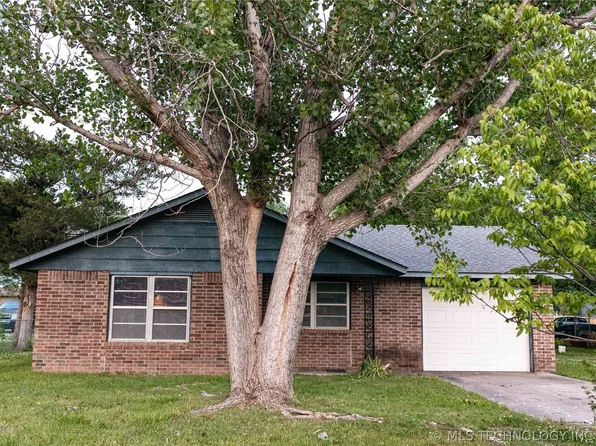 113 S Mayes St, Pryor, OK 74361
