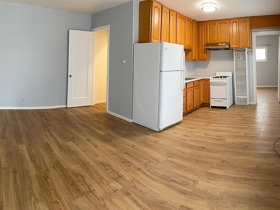 5th image of 1472 La Playa St #5