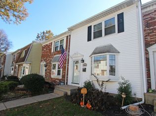 404 Rutgers Ct, Bensalem, PA 19020