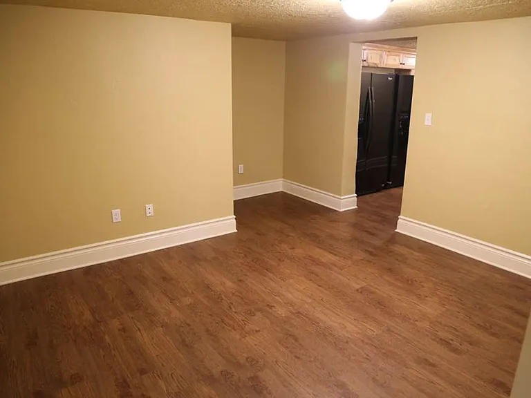 685 SE Vera Ave — Photo 6