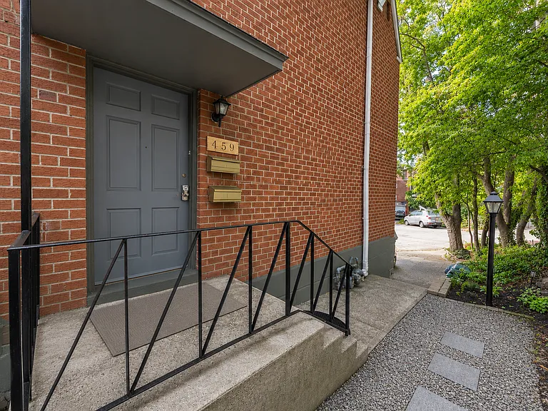 459 W Jefferson St #1 — Photo 13