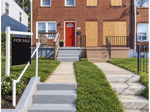 3156 Strickland St, Baltimore, MD 21229