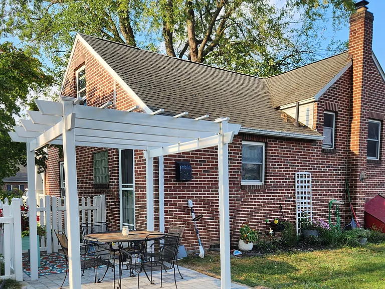Highland Ave — Photo 4