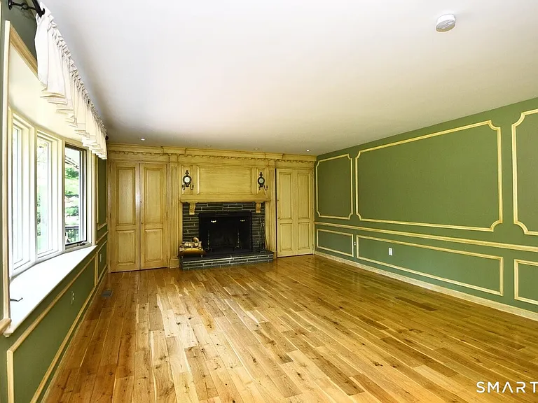 1 Romindon Ct — Photo 15
