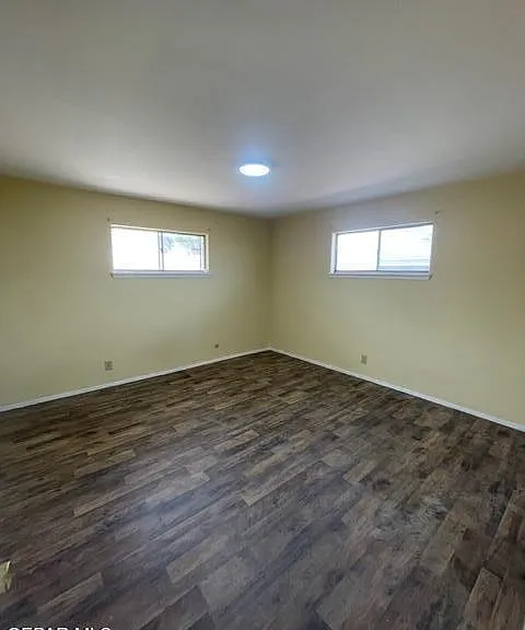3031 Van Buren Ave — Photo 7