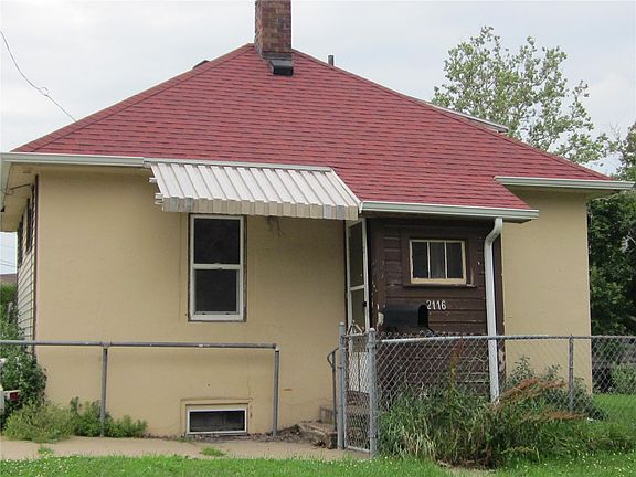 2nd image of 2116 Hamilton St SW