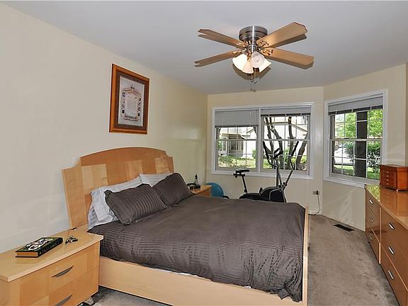 4th image of 3129 Daniels Ct