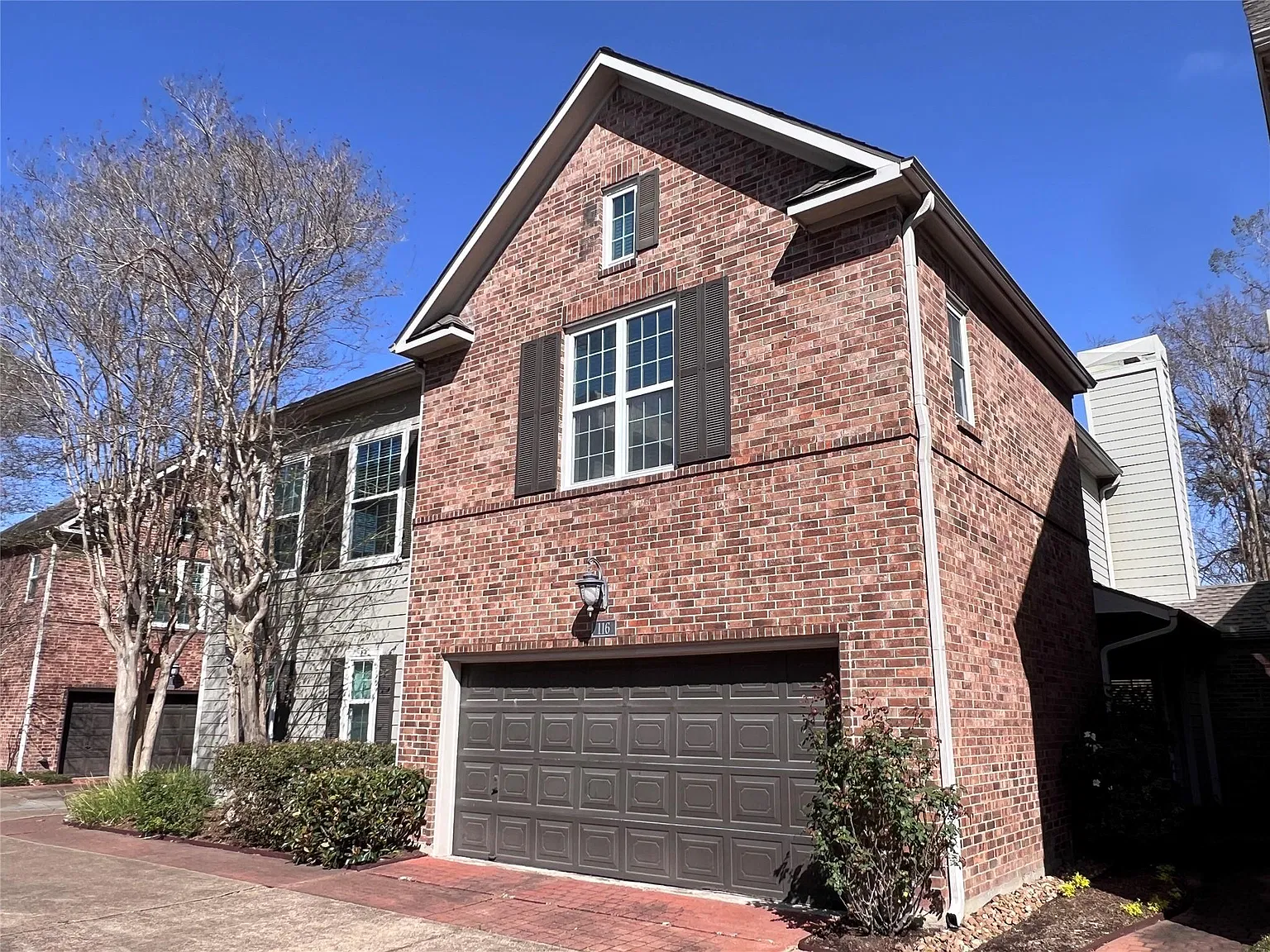 2 bed, 2.5 bath, 1560 sqft, $2,995 — Photo 2