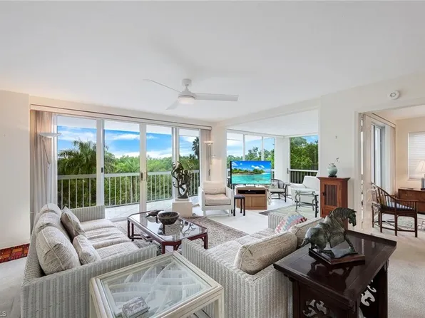 5501 Heron Point Dr, Naples, FL