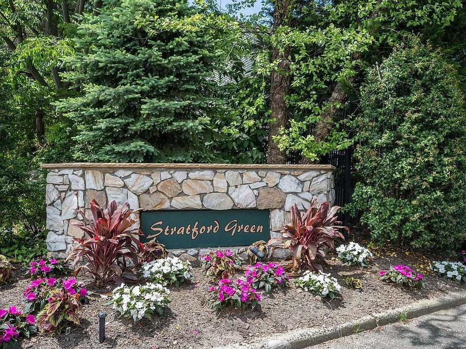 1st image of 35 Stratford Green #35