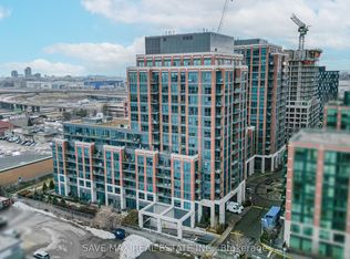 31 Tippett Rd #821, Toronto, ON M3H 0C8