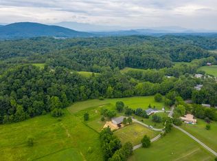 3425 Sims Cemetery Rd, Sevierville, TN 37876