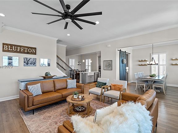 2nd image of 405 Flatwater Drive