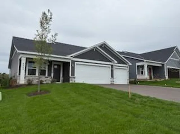 8849 63rd St S, Cottage Grove, MN 55016