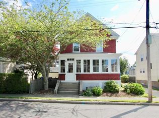 134 Gibbs Ave, Newport, RI 02840