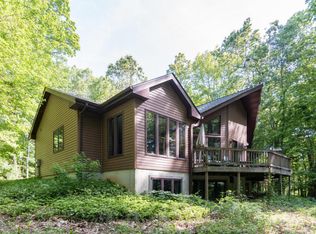 13213 Kane Rd, Plainwell, MI 49080