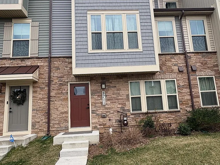 8711 Shady Pines Dr — Photo 16