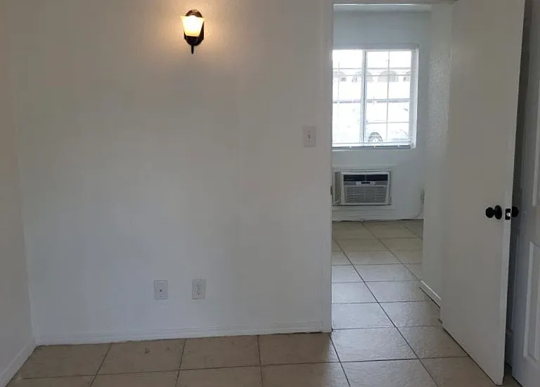 4512 Arlen Ave #A — Photo 5