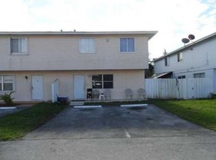 27 NE 12th Ave #27, Homestead, FL 33030