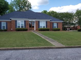 9501 Heathrow Dr, Montgomery, AL 36117