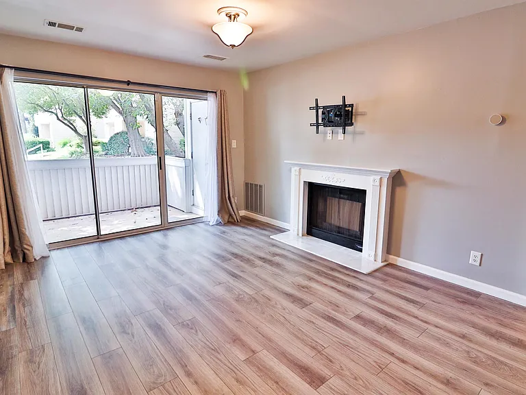 13111 Wonderland Way #1 — Photo 9