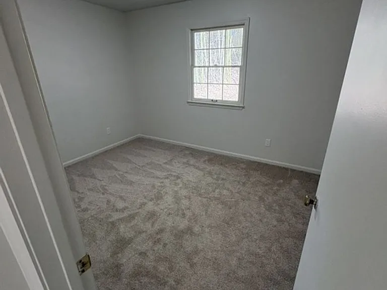 11 Brookfield Dr — Photo 13