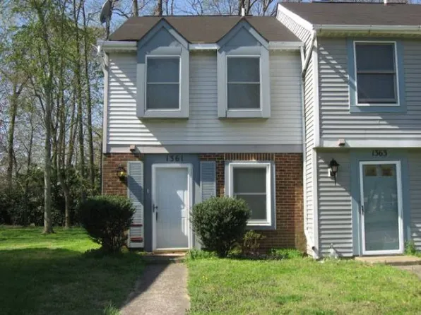 1361 Peabody Dr, Hampton, VA 23666