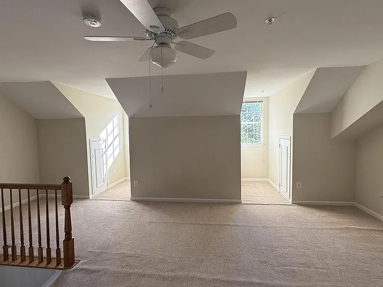 4741 Thornbury Dr — Photo 10