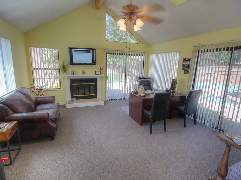 Eastlake Apartments — Photo 85