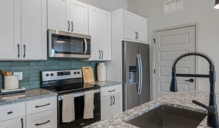 Cortland Riverview — Photo 2