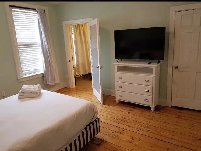 40 Hanson St #2 — Photo 11