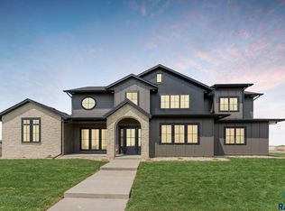 1130 E Madison St, Tea, SD 57064