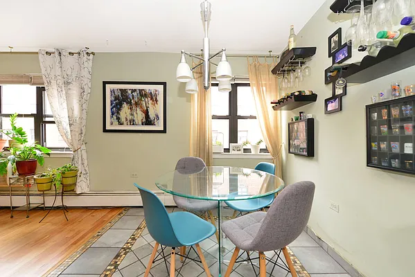 Sold by Keller Williams Realty Landmark | media 8