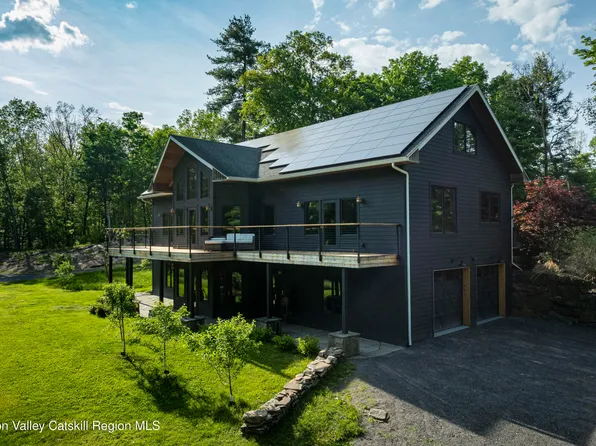 592 Swartekill Road, New Paltz, NY 12561