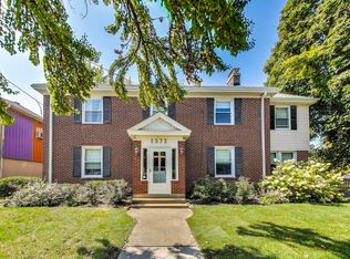 1572 McDaniels Ave, Highland Park, IL 60035