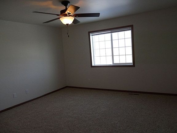 3rd image of 1225 S Beach Way