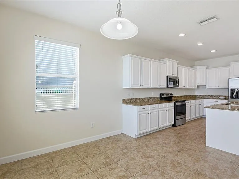 3053 Youngford St — Photo 21