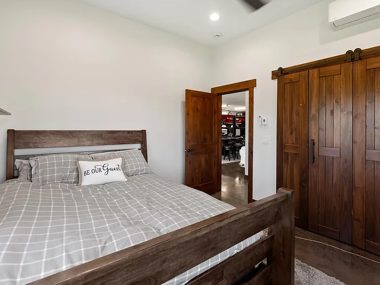 126 Starfire Ct — Photo 8