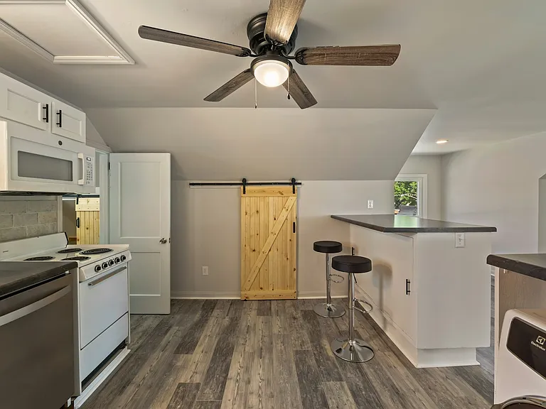 1205 Charleston Ave #3 — Photo 11