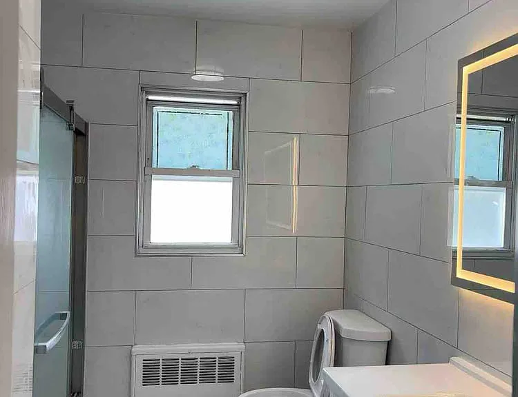 Langley Ave — Photo 2