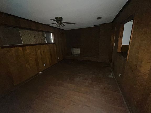 2nd image of 826 W McDowell Rd