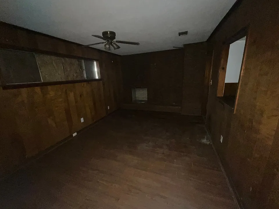 826 W McDowell Rd