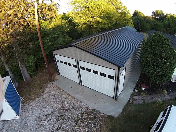 800 Sq Ft garage/work shop